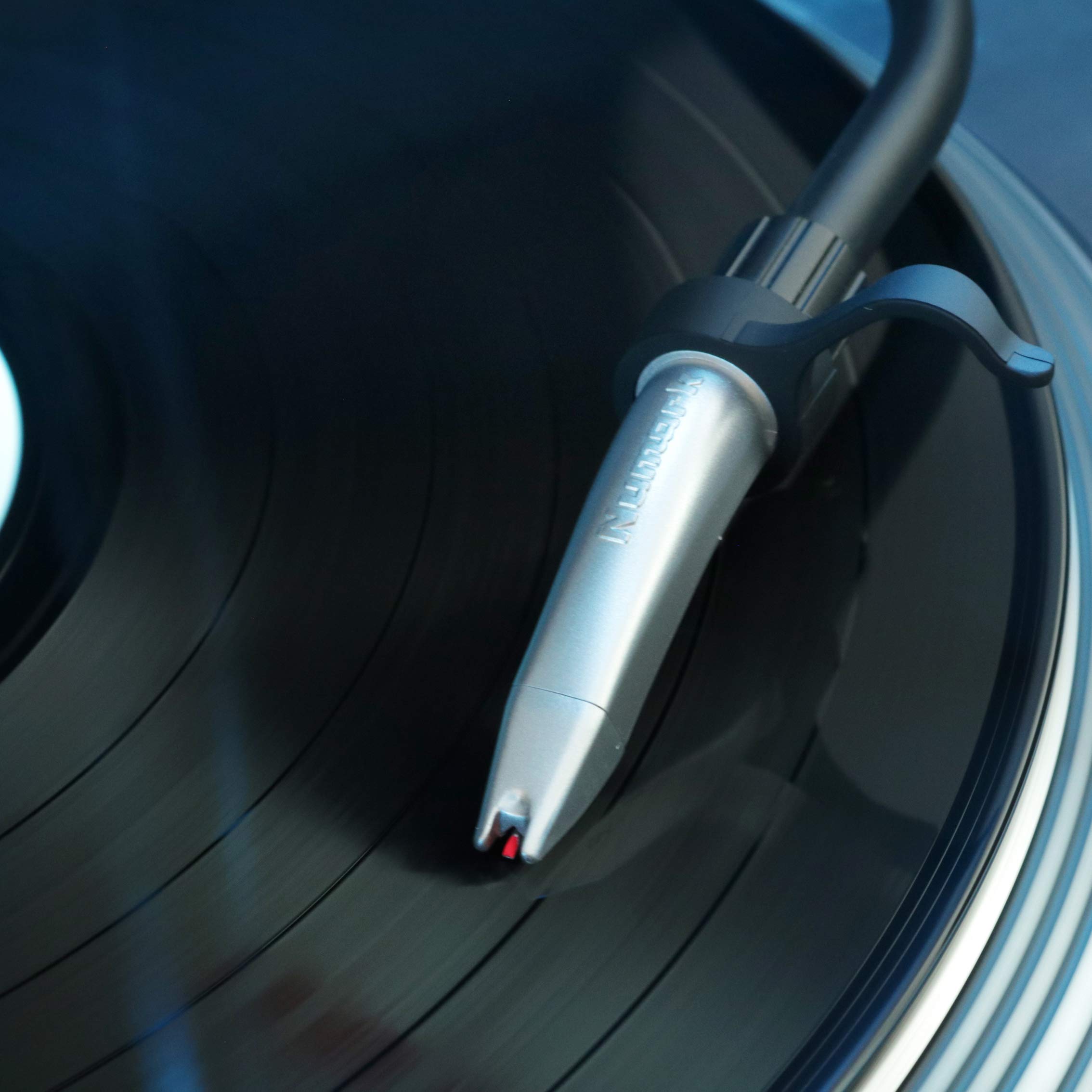 Numark CS-1 - Premium Ultra-Robust DJ Cartridge (Headshell